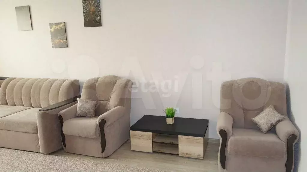 3-к. квартира, 73 м, 7/25 эт. - Фото 1