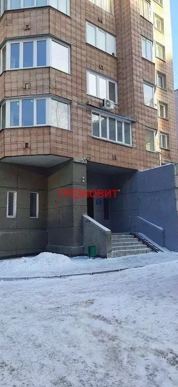 3-к кв. Новосибирская область, Новосибирск ул. Шевченко, 35 (88.2 м) - Фото 1