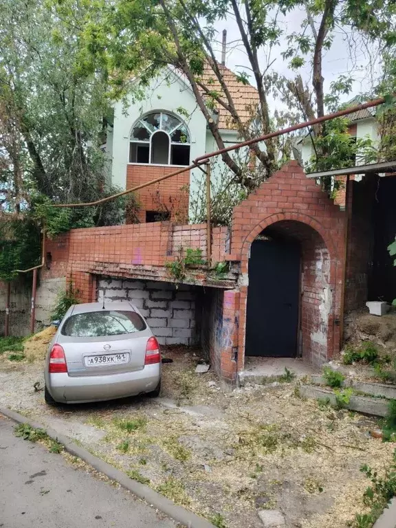 Дом в Ростовская область, Ростов-на-Дону Парусный пер., 33 (240 м) - Фото 1