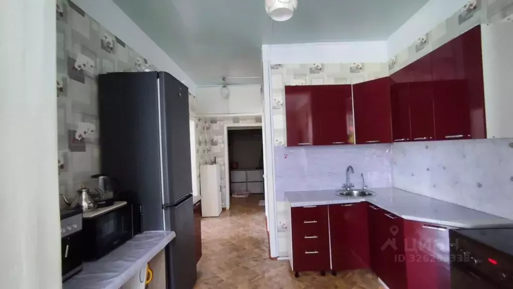 4-к кв. Хакасия, Майна рп ул. Калинина, 54 (79.1 м) - Фото 1