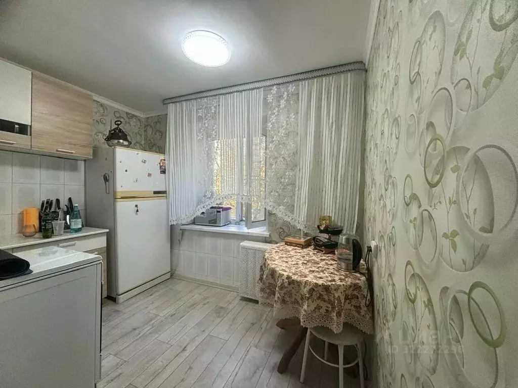 3-к кв. Ханты-Мансийский АО, Нижневартовск Спортивная ул., 15 (60.8 м) - Фото 1