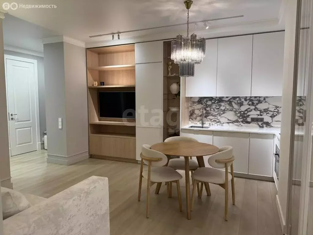 2-комнатная квартира: Якутск, 203-й микрорайон, 11 (69.2 м) - Фото 2