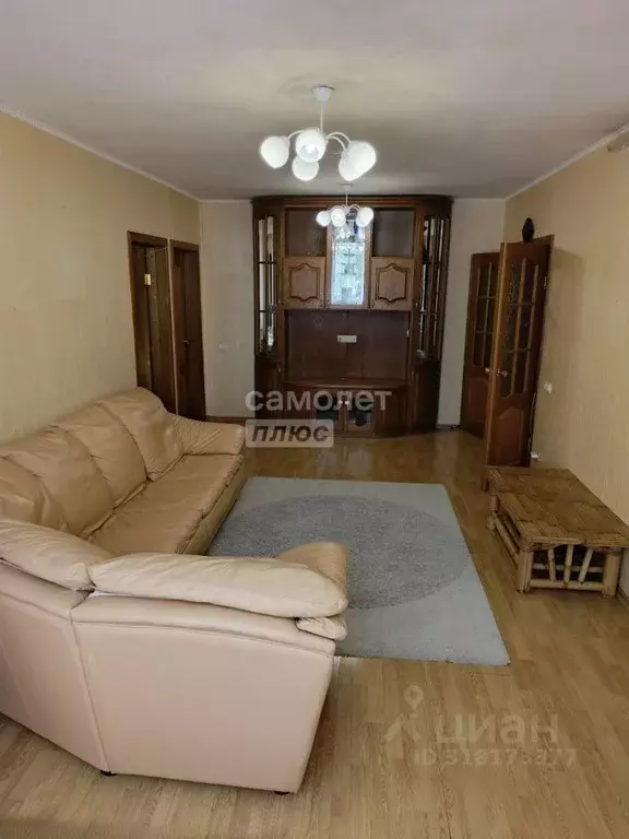 3-к кв. Москва ул. Цюрупы, 8К1 (74.3 м) - Фото 0