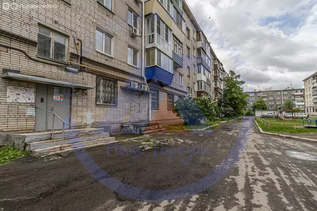 1-комнатная квартира: Курган, улица Томина, 106 (30 м) - Фото 1