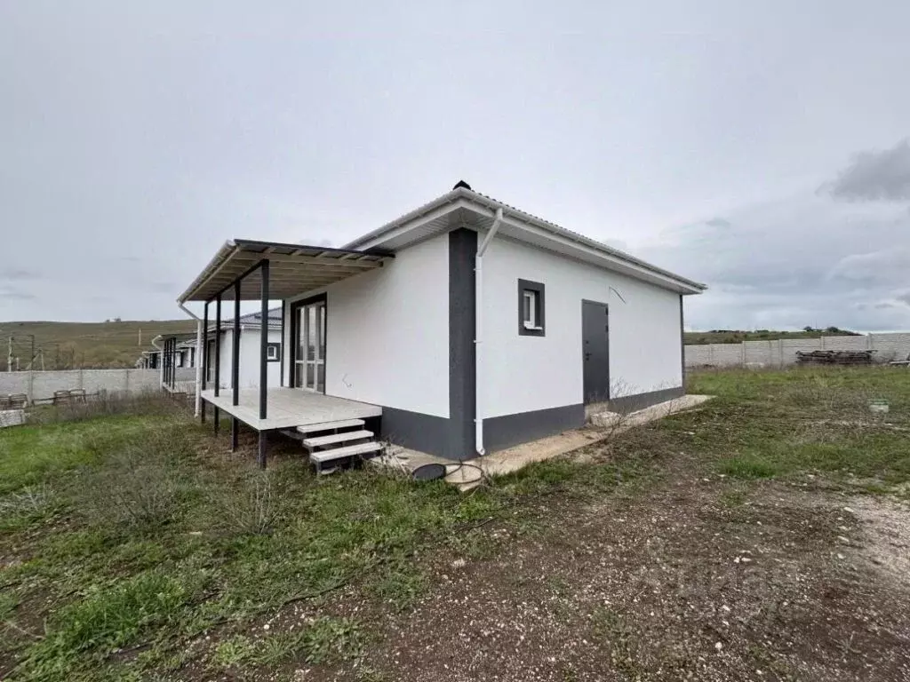 Дом в Крым, Симферопольский район, с. Доброе ул. Солнечная (73 м) - Фото 1