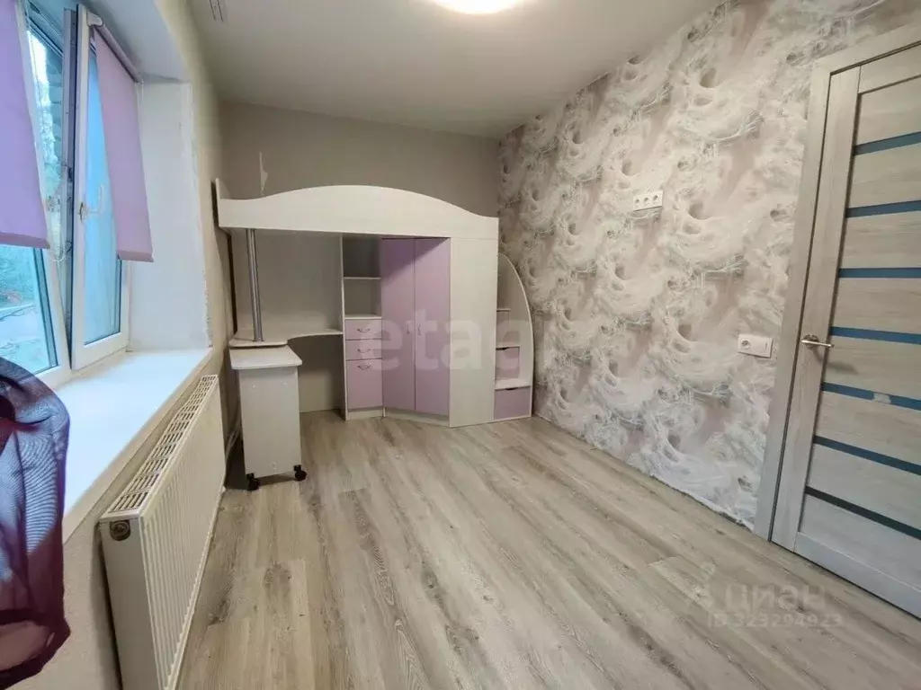 2-к кв. Калужская область, Малоярославец ул. Крупской, 17 (39.9 м) - Фото 1