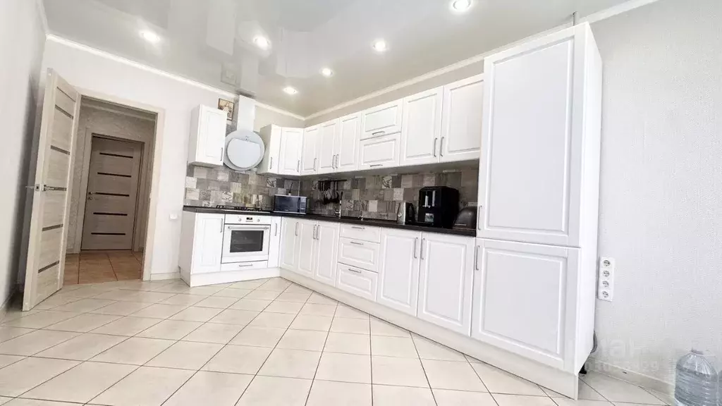 3-к кв. Саратовская область, Энгельс наб. Имени Генерал-лейтенанта ... - Фото 2