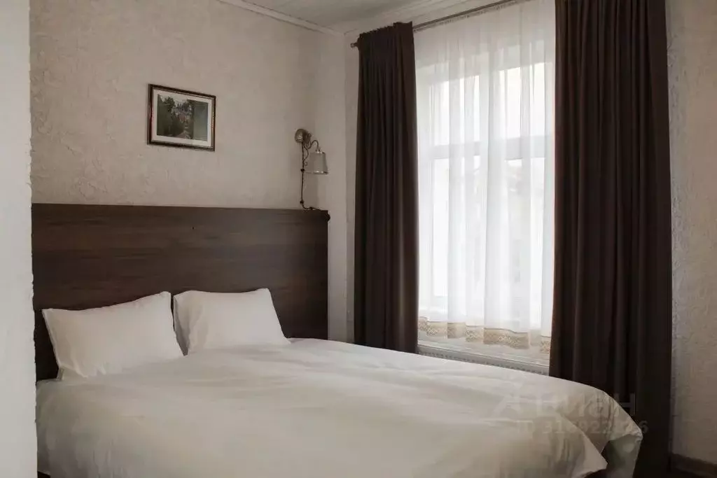 Комната Псковская область, Печоры Псковская ул., 1 - Фото 0