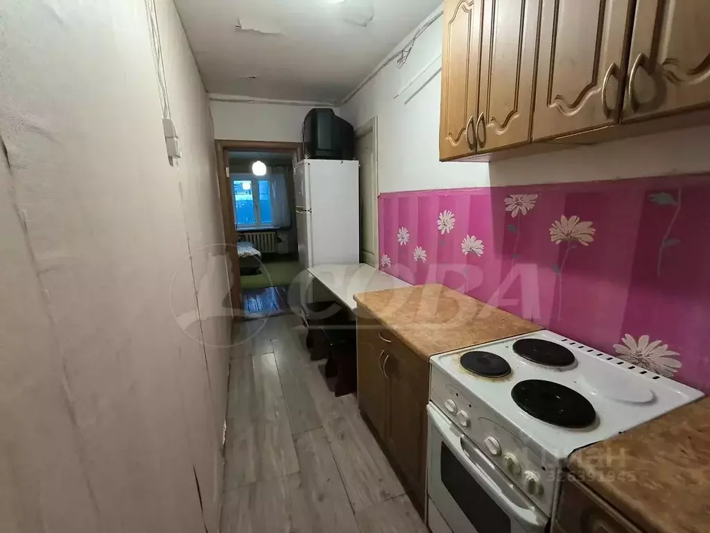 Комната Тюменская область, Тюмень Депутатская ул., 125 (10.0 м) - Фото 1