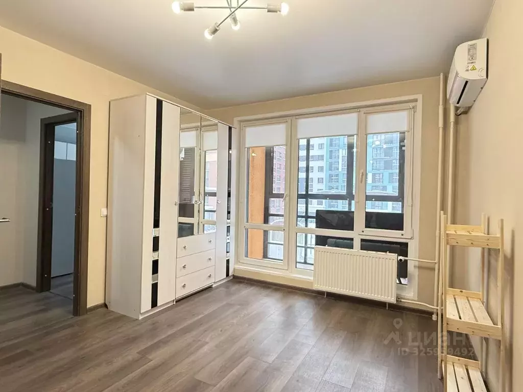 1-к кв. Удмуртия, Ижевск ул. имени 50-летия ВЛКСМ, 2 (31.0 м) - Фото 1