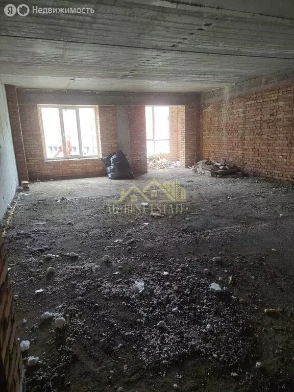 1-комнатная квартира: Владикавказ, улица Билара Кабалоева, 1 (55 м) - Фото 1
