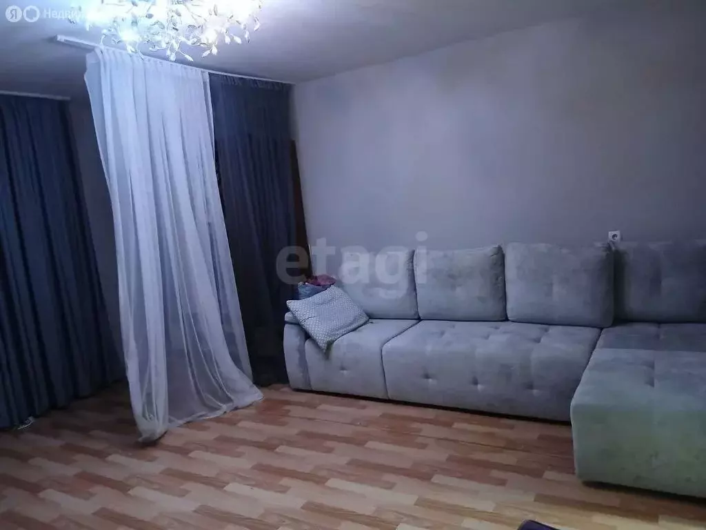 3-комнатная квартира: Джалиль, улица Ахмадиева, 2 (85.1 м) - Фото 1