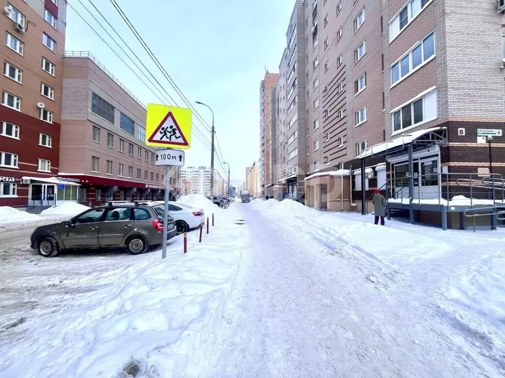 Помещение свободного назначения в Удмуртия, Ижевск ул. Е.М. ... - Фото 1