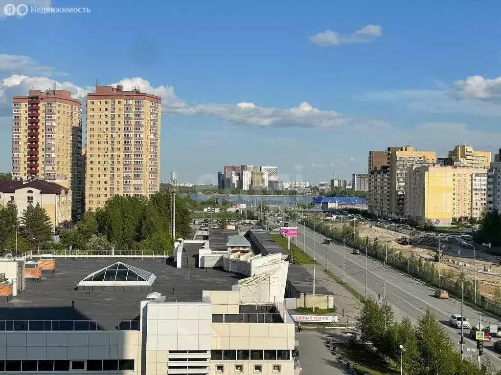 3-комнатная квартира: Тюмень, Солнечный проезд, 7 (80.1 м) - Фото 1