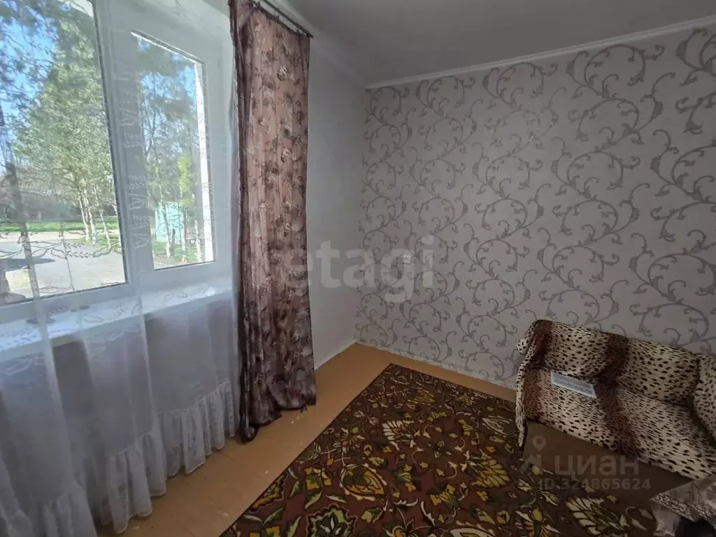 2-к кв. Крым, Сакский район, с. Митяево ул. Советская (45.6 м) - Фото 1