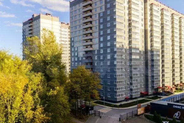 3-к. квартира, 96 м, 13/19 эт. - Фото 1