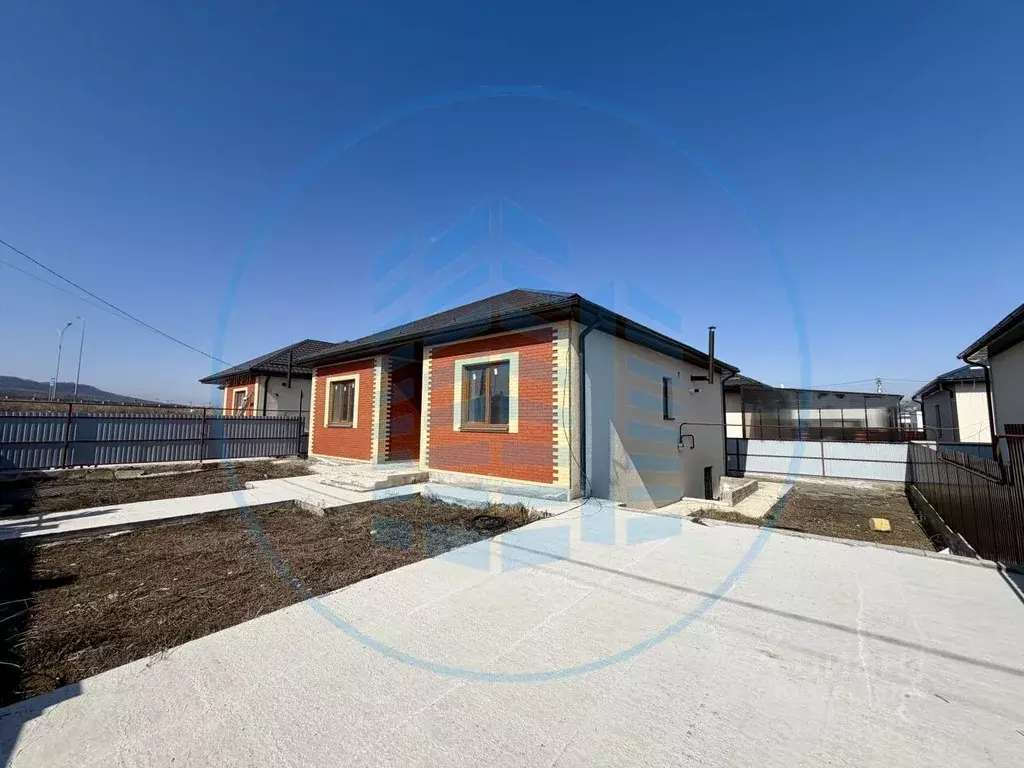 Дом в Ставропольский край, Ессентуки ул. Грушевая (100 м) - Фото 1