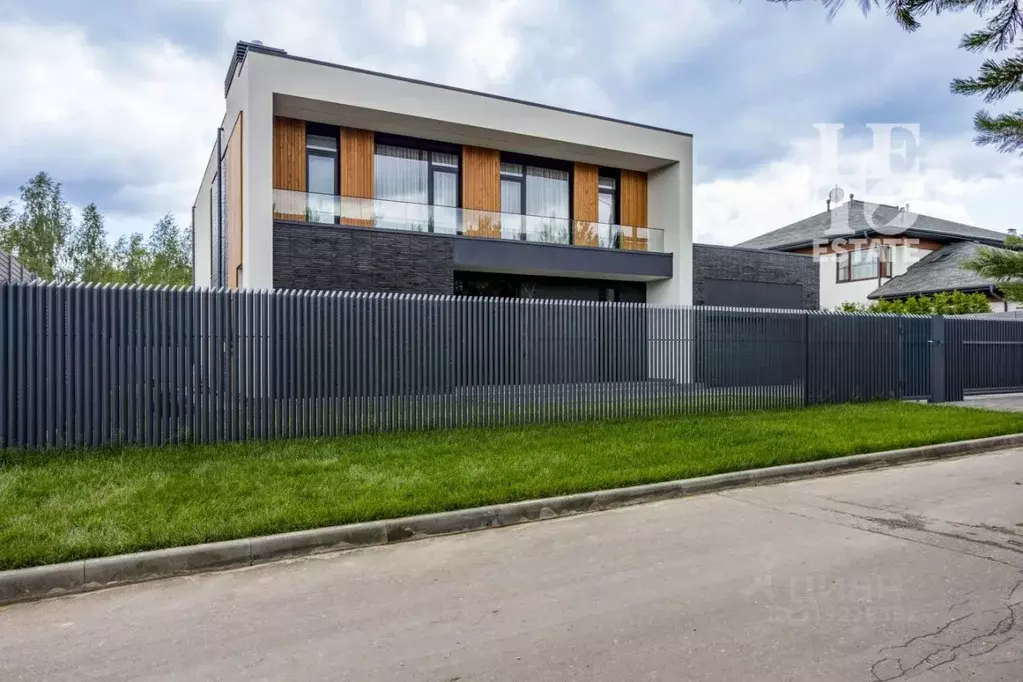 Дом в Московская область, Одинцовский городской округ, д. Солослово 5 ... - Фото 1