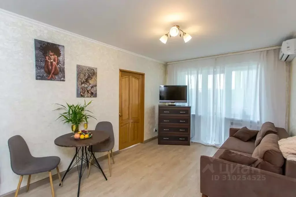 2-к кв. Приморский край, Владивосток ул. Бестужева, 36 (46.0 м) - Фото 1
