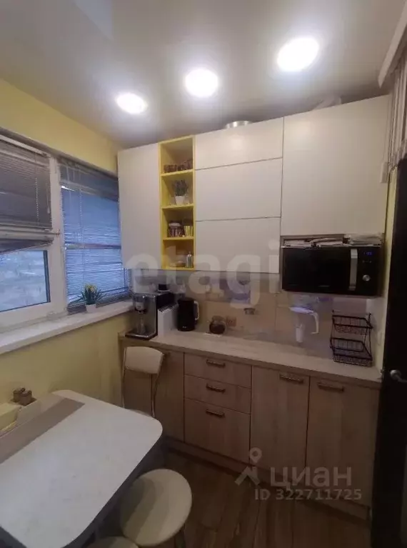 2-к кв. Ямало-Ненецкий АО, Новый Уренгой ул. Геологоразведчиков, 4 ... - Фото 1