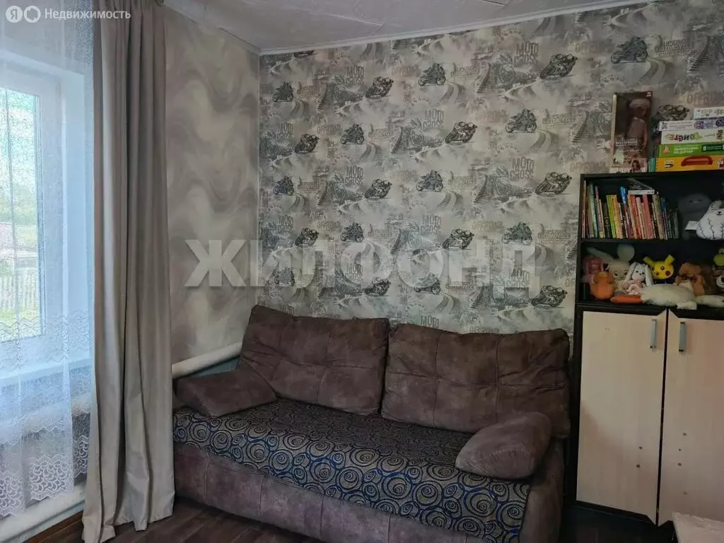 Дом в село Кабинетное, Вокзальная улица (63.7 м) - Фото 1