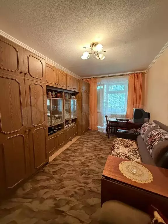 Комната 16 м в 2-к., 3/9 эт. - Фото 1