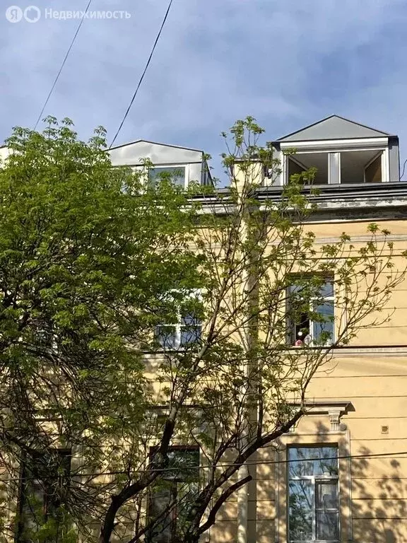 3-комнатная квартира: Санкт-Петербург, 4-я линия Васильевского ... - Фото 0