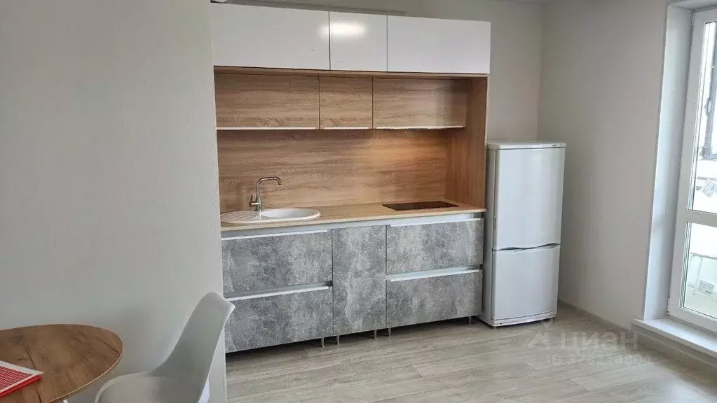 Студия Курганская область, Курган Заозерный жилрайон, 7-й мкр, 28 ... - Фото 1