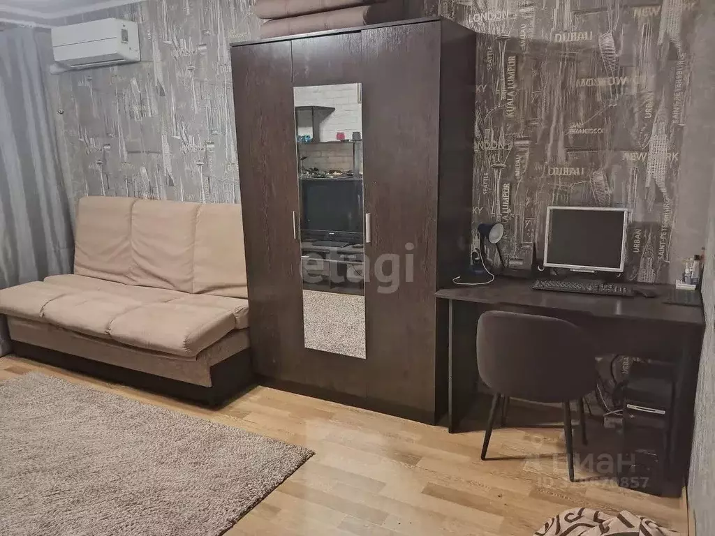 1-к кв. Татарстан, Набережные Челны ул. Виктора Полякова, 20 (32.0 м) - Фото 0
