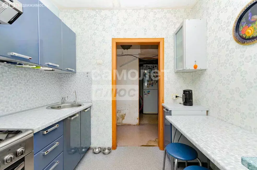 3-комнатная квартира: Челябинск, улица Кирова, 13А (65 м) - Фото 2