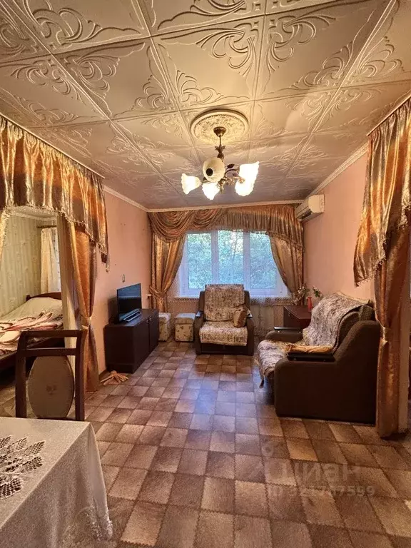 2-к кв. Волгоградская область, Волжский Советская ул., 19 (43.0 м) - Фото 0