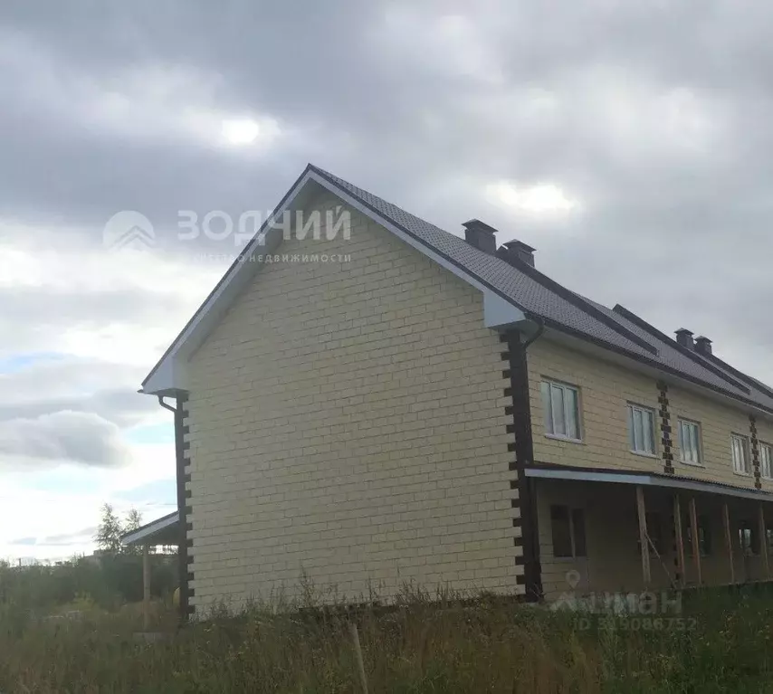 Дом в Чувашия, Чебоксары ул. Серебряная, 14/4 (150 м) - Фото 1