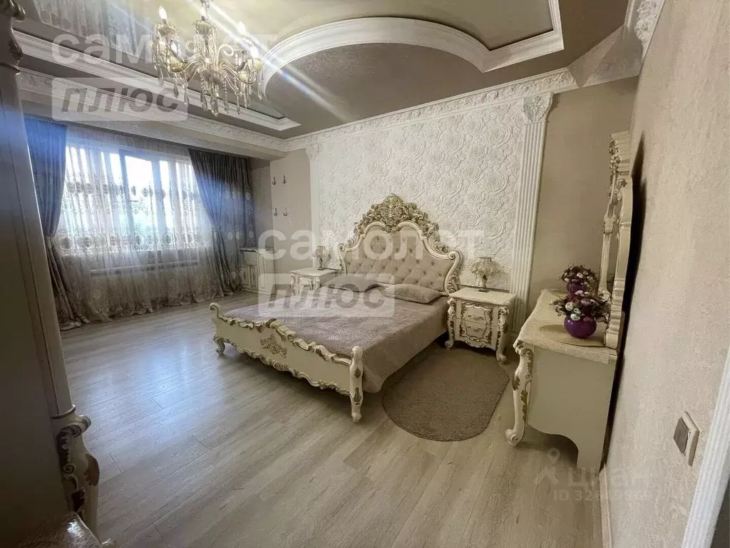 2-к кв. Кабардино-Балкария, Нальчик ул. Ахохова, 190А (68.5 м) - Фото 1