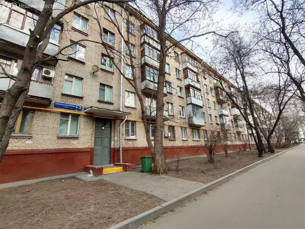 3-комнатная квартира: Москва, улица Маршала Вершинина, 3 (56.9 м) - Фото 0