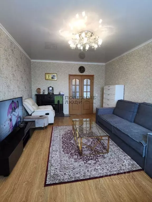 3-к кв. Астраханская область, Астрахань ул. Дзержинского, 58к1 (70.2 ... - Фото 0
