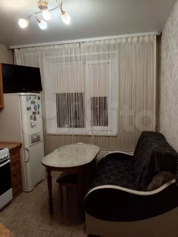 1-к. квартира, 40 м, 8/9 эт. - Фото 0