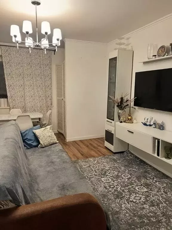 3-к кв. Московская область, Домодедово Южный мкр, ул. ... - Фото 1