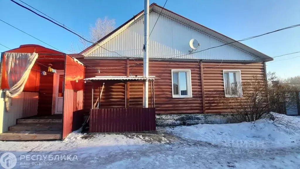 Дом в Красноярский край, Минусинск Автомобильная ул. (83 м) - Фото 0