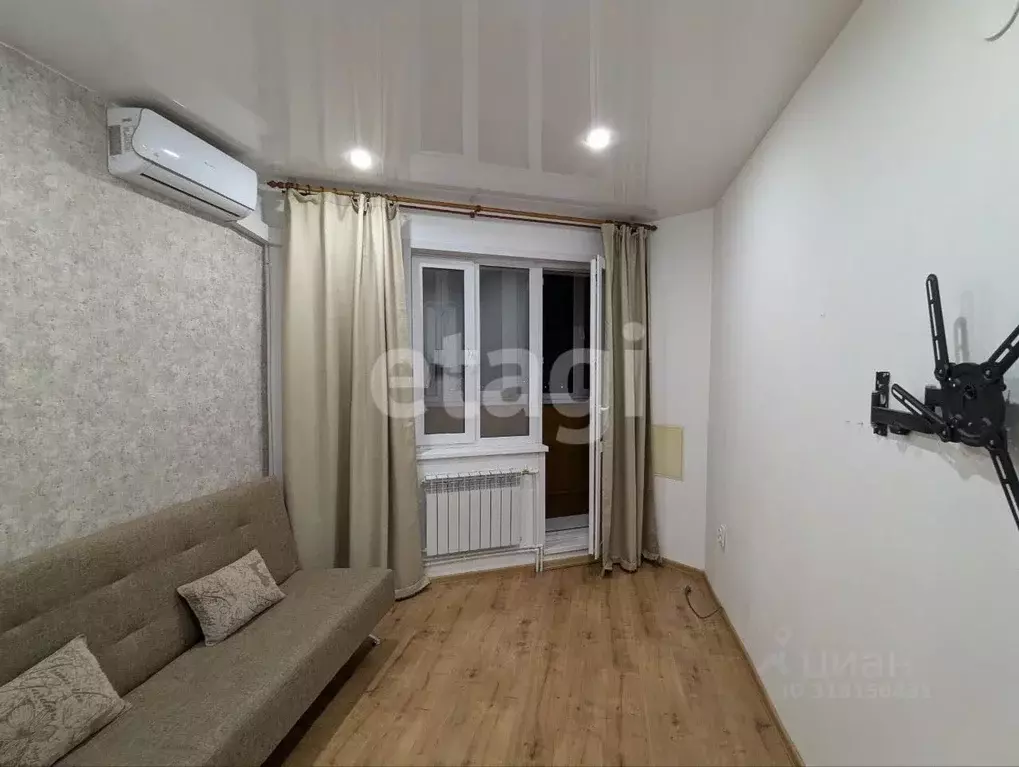 2-к кв. Бурятия, Улан-Удэ ул. Смолина, 77 (38.9 м) - Фото 0