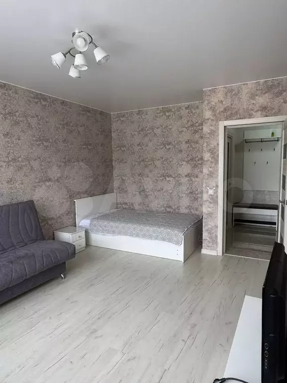 1-к. квартира, 43 м, 1/9 эт. - Фото 1