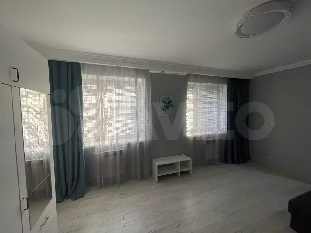 1-к. квартира, 40 м, 10/16 эт. - Фото 1