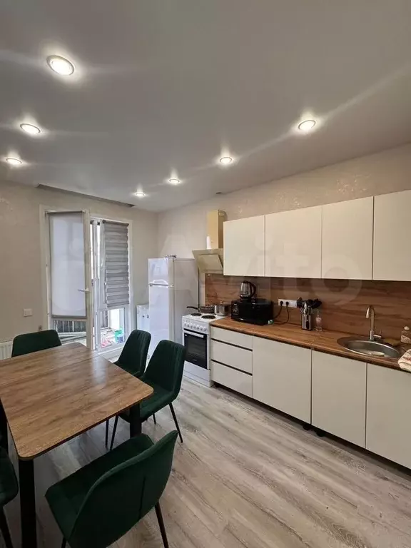 3-к. квартира, 81 м, 8/9 эт. - Фото 1