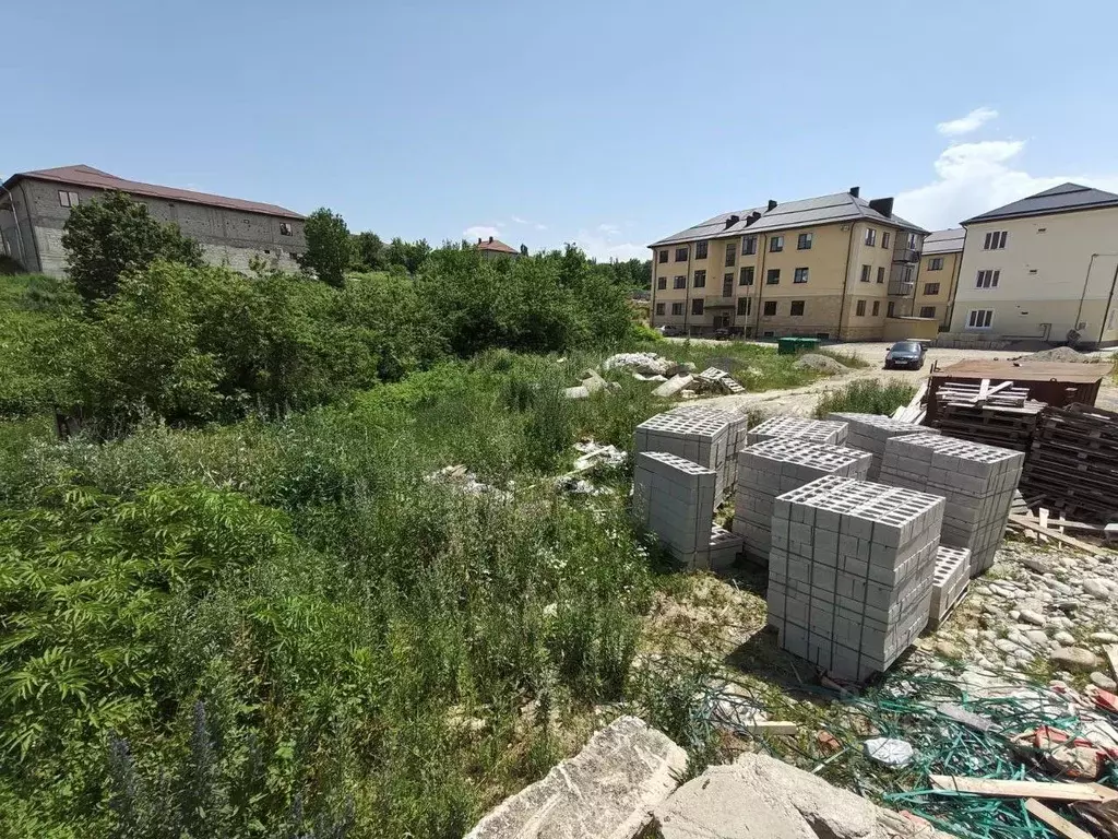 Участок в Кабардино-Балкария, Нальчик ул. Братьев Беровых, 79 (6.0 ... - Фото 0