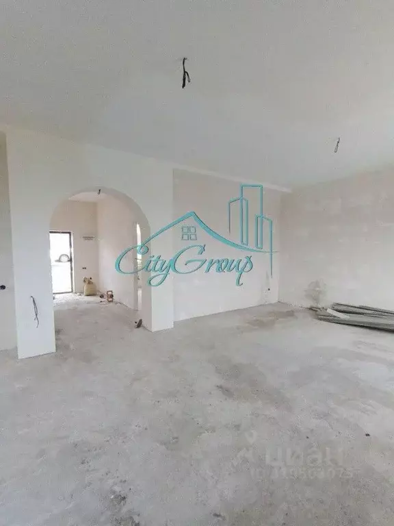 Дом в Оренбургская область, Орск Новый город мкр, ул. Шаумяна (220 м) - Фото 1