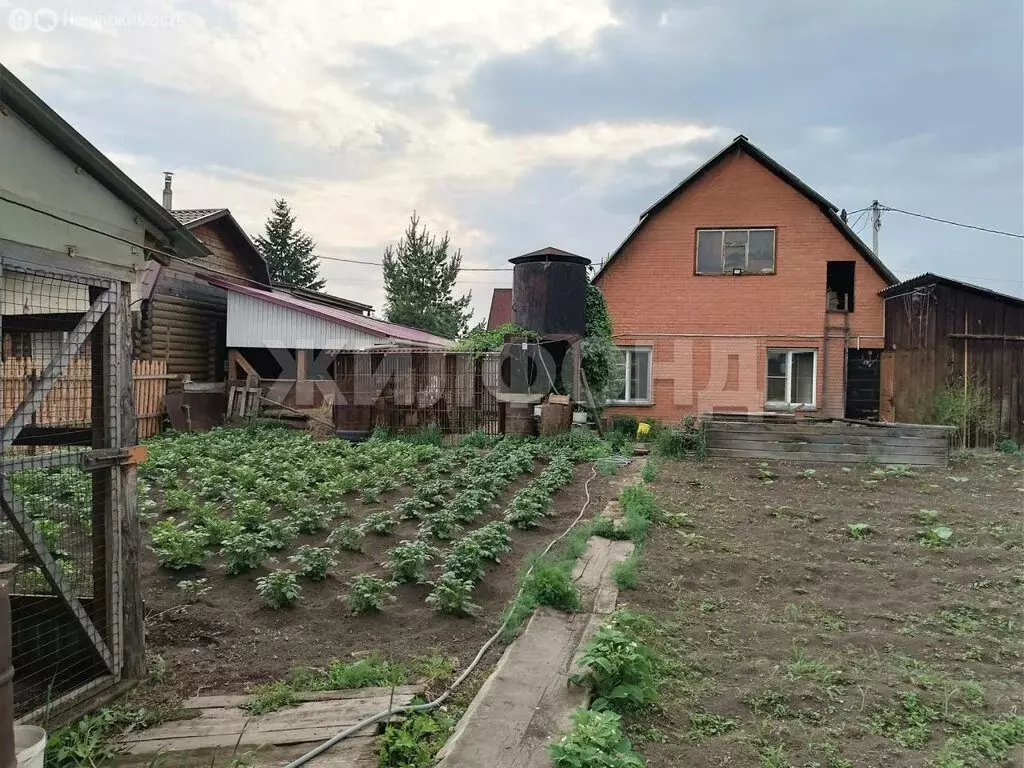 Дом в Абакан, улица Лизы Чайкиной (80 м) - Фото 0