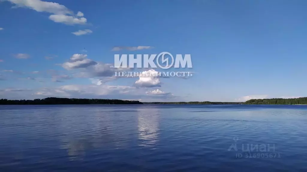Участок в Московская область, Истра муниципальный округ, д. ... - Фото 1