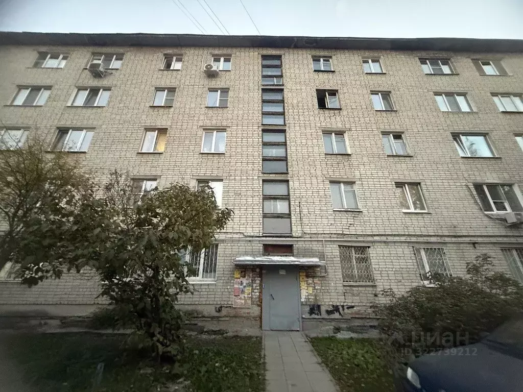 Студия Свердловская область, Екатеринбург ул. Степана Разина, 51 (13.2 ... - Фото 1