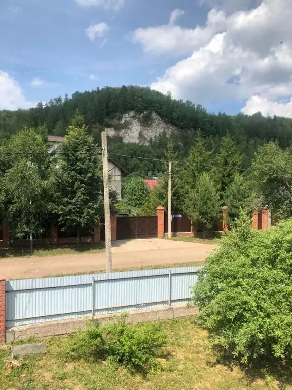 Дом в Башкортостан, Иглинский район, Ивано-Казанский сельсовет, д. ... - Фото 0