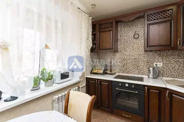 1-к. квартира, 31,7 м, 2/5 эт. - Фото 1