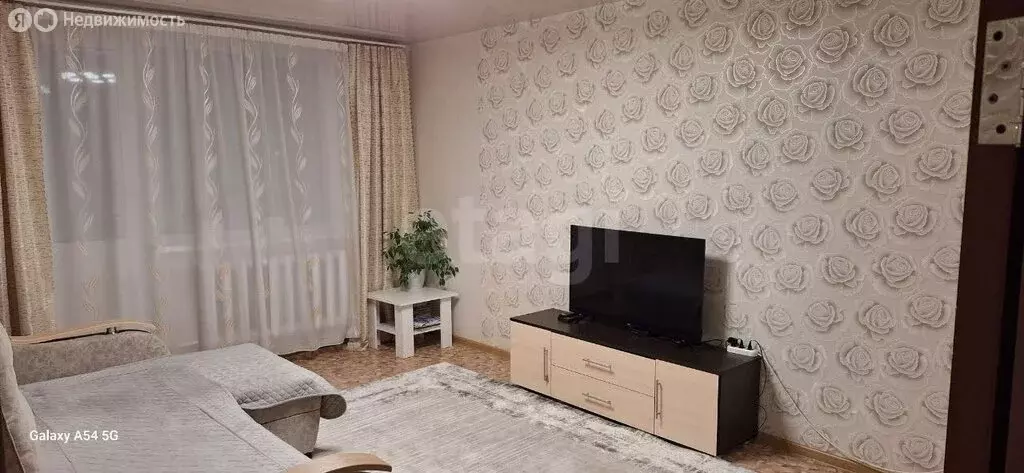 1-комнатная квартира: Пермь, улица Мира, 8 (30 м) - Фото 1